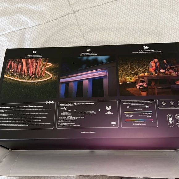 𝘗𝘩𝘪𝘭𝘭𝘪𝘱𝘴 𝘏𝘶𝘦 𝘗𝘦𝘳𝘴𝘰𝘯𝘢𝘭 𝘞𝘪𝘳𝘦𝘭𝘦𝘴𝘴 𝘓𝘪𝘨𝘩𝘵𝘪𝘯𝘨 - Picture 4 of 4